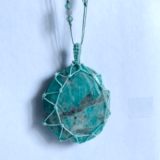 Sautoir, Amazonite naturelle, micro-macramé 
