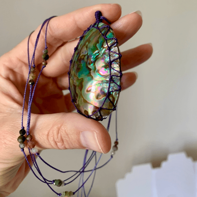 Sautoir, Abalone « Paua » coquille d’Ormeau de Nouvelle-Zélande