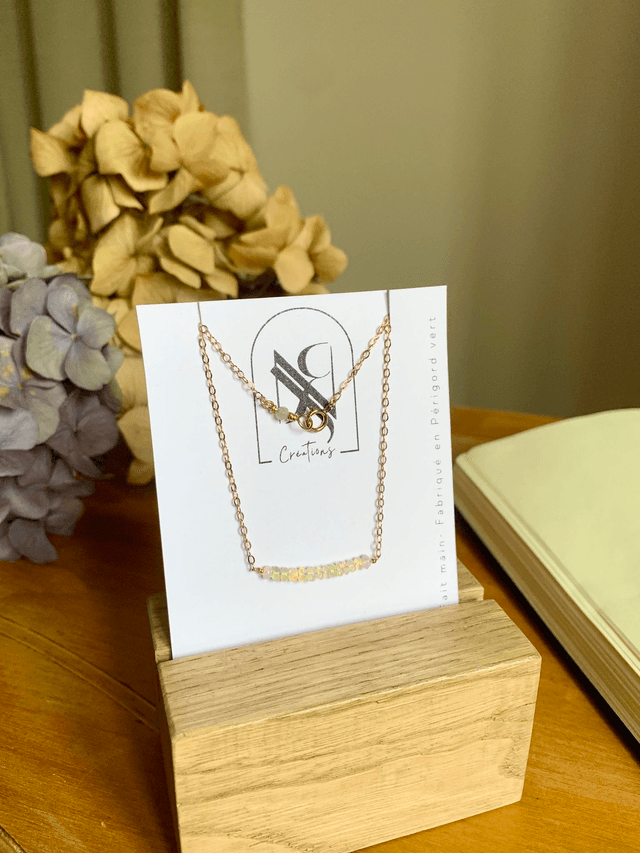 Collier, Opales blanches naturelles, Goldfilled rose (or rose laminé)