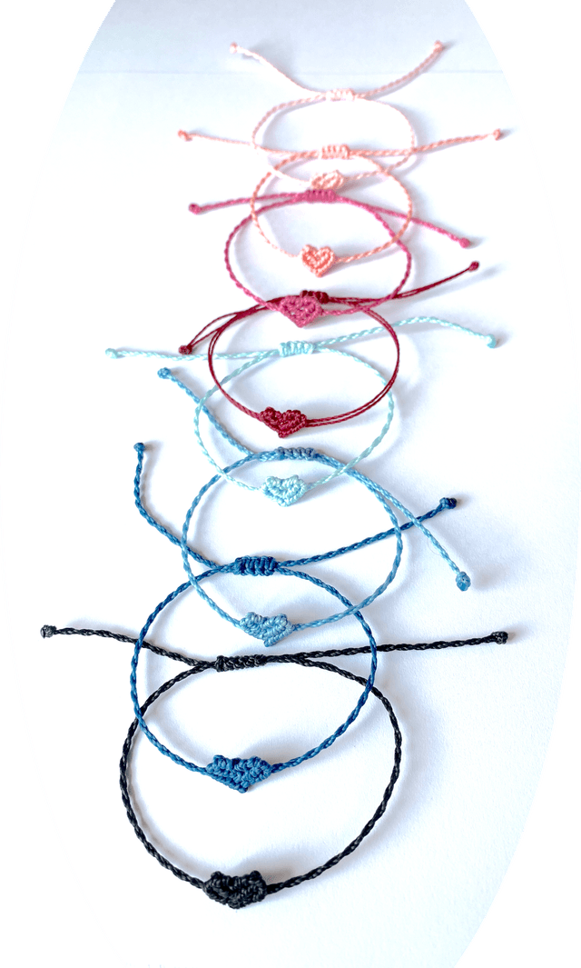 Bracelet micro-macramé cœur 
